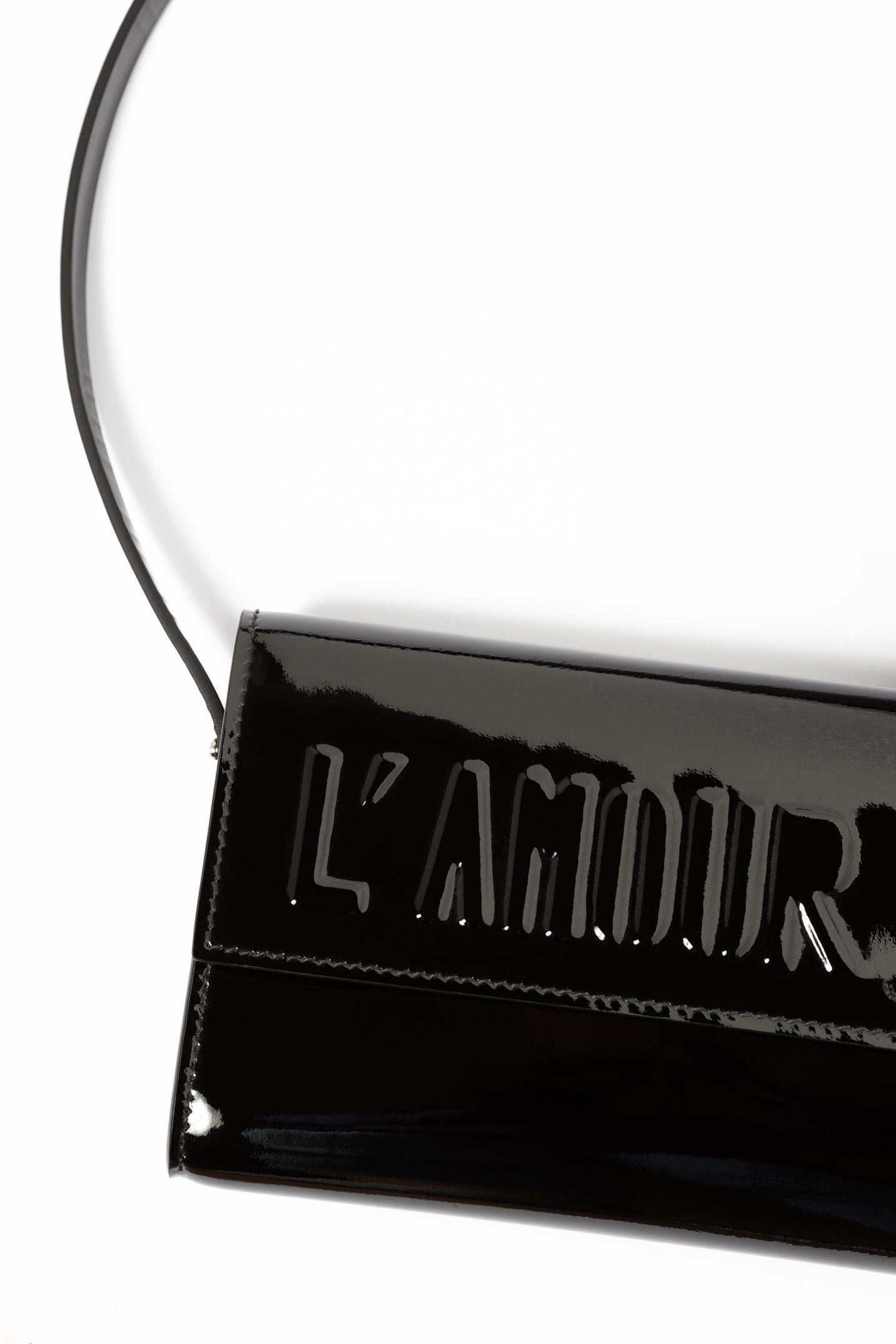 L’AMOUR TUE BAG LAMBSKIN
